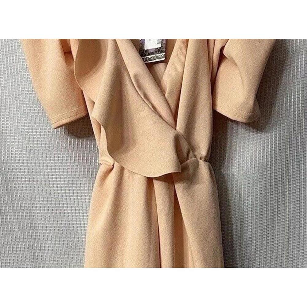 NWT Boohoo Womens Short Sleeve Plunge Ruffle Midi Belted Dress Size 10 Petite - Picture 3 of 11